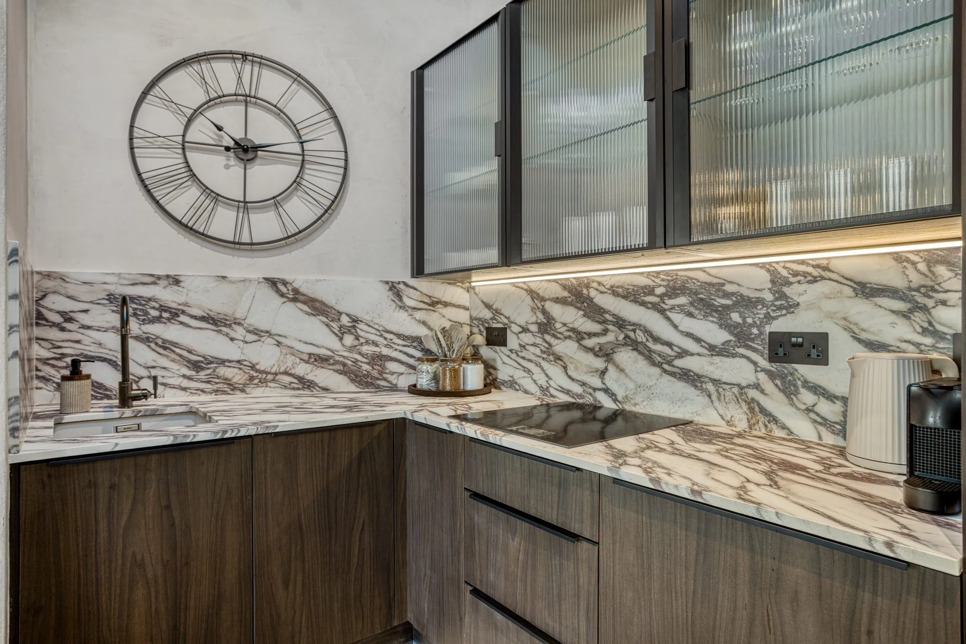 Material and joinery detail in the Notting Hill apartment